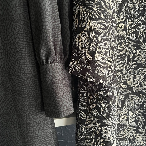 2 dresses - Black Long Sleeve Women's dresses . Classic Black with print. - Picture 6 of 7